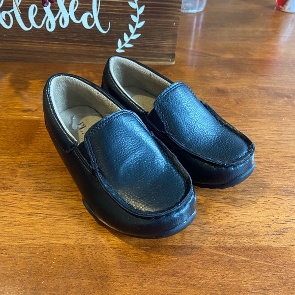 Toddler size 7 black dress shoes brand new never worn - Picture 3 of 5